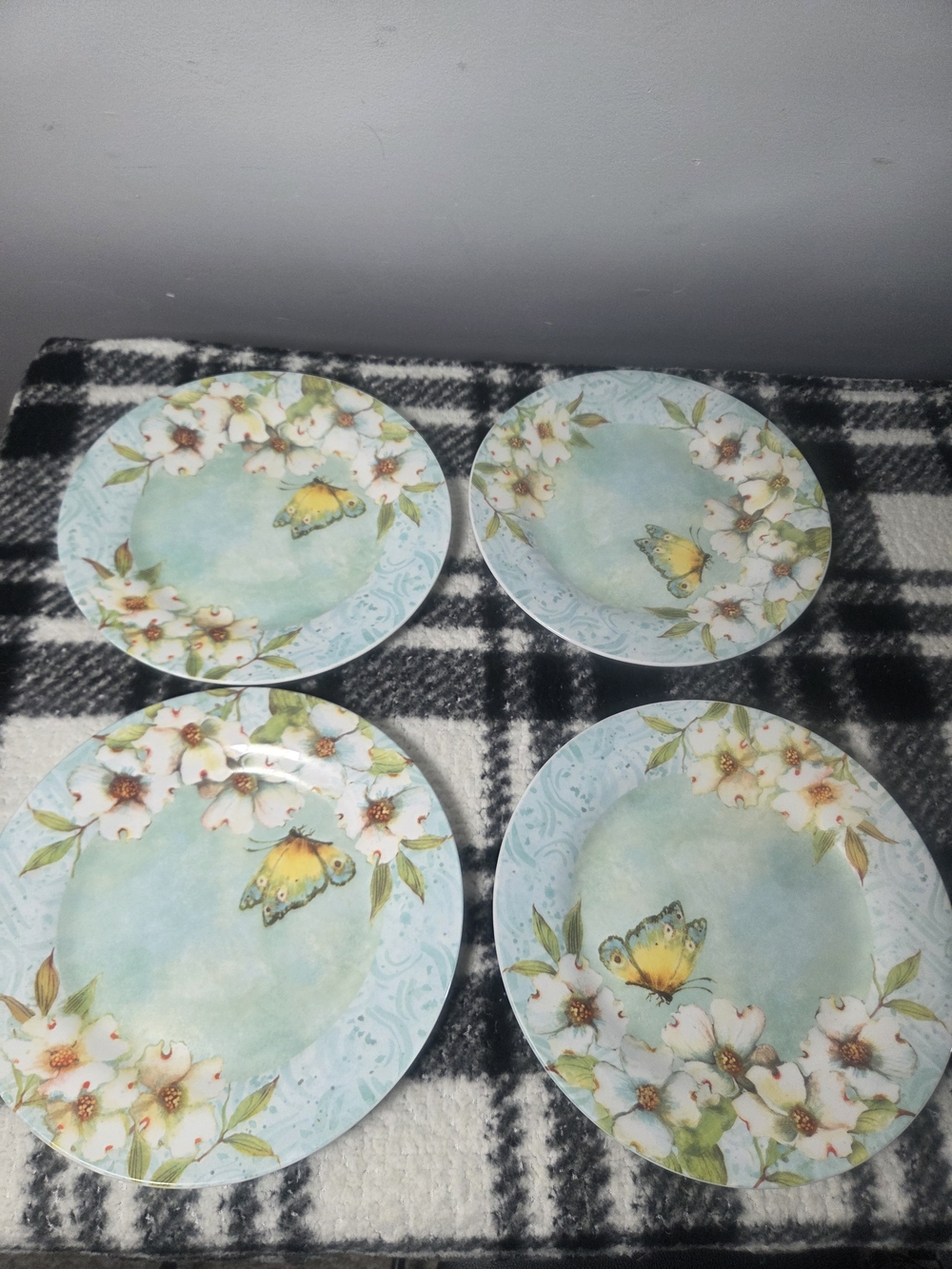 Cracker Barrel Spring Social by Susan Winget Blue & White Floral Plates Set of 4